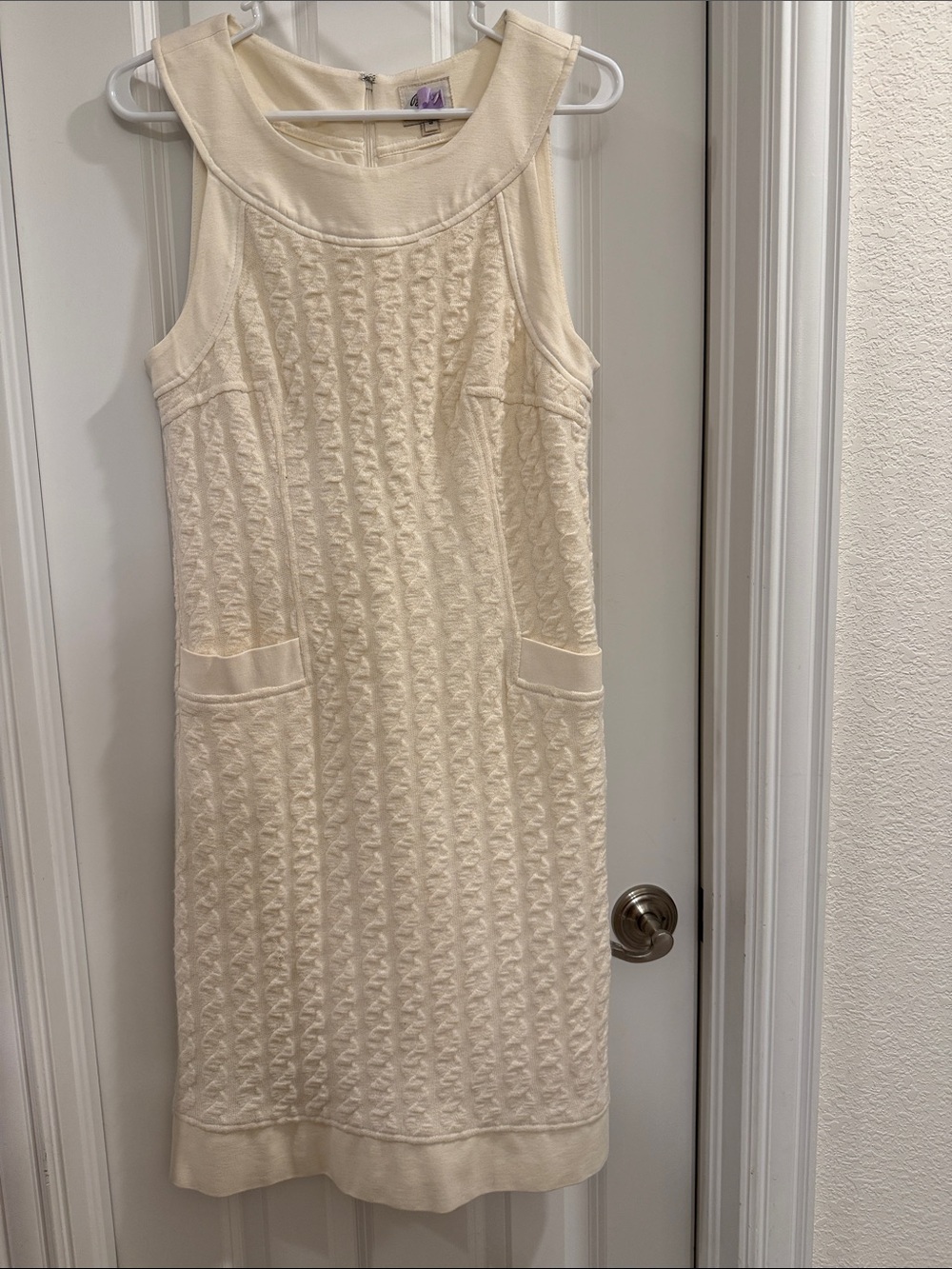 Beige by eci Cream Textured Knit Sleeveless Dress. Size 10.
